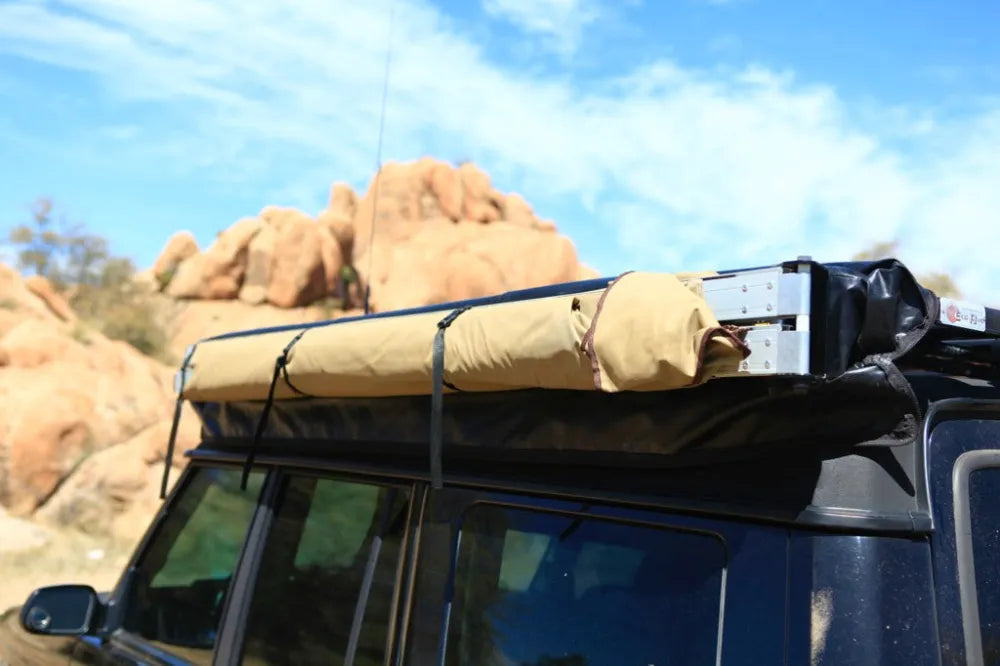 Eezi-Awn Manta 270 4x4 Vehicle Awning - Vehicle Awnings