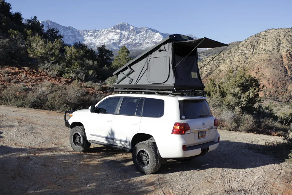 Eezi-Awn Stealth Hard Shell 4x4 Roof Top Tent - Rooftop Tent