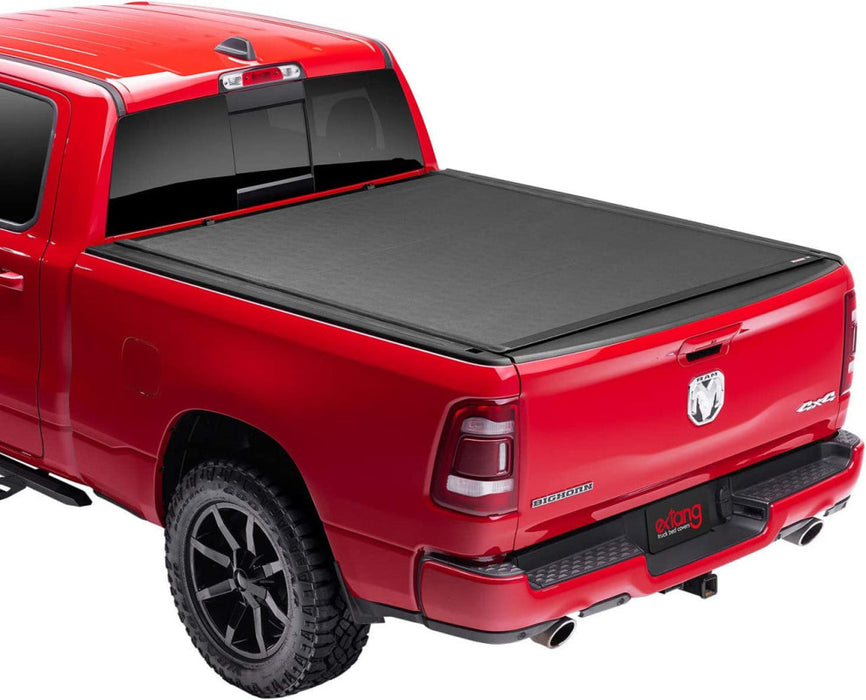 Extang Xceed Aluminium Hard Folding Truck Bed Tonneau Cover for Chevrolet / Isuzu / Jeep / Nissan / Ram / Volkswagen - Ram 1500 DS Crew