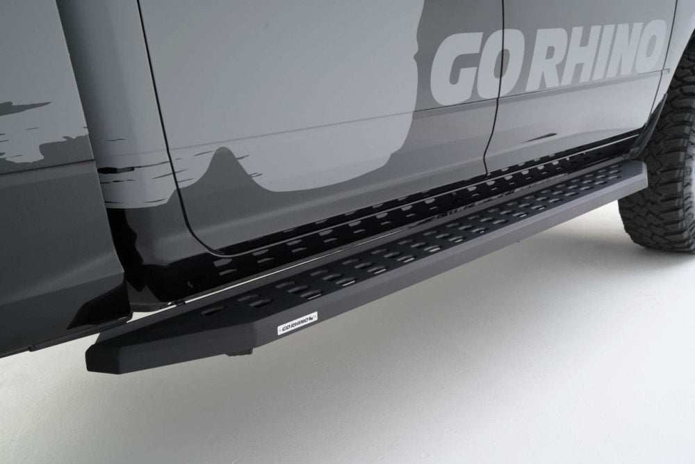 Go Rhino RB20 Running Boards for Chevrolet / LDV / RAM | Textured Black - Sidesteps