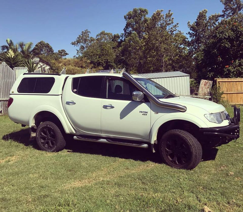 Meredith Stainless Steel Snorkel Kit to suit Mitsubishi ML/MN Triton - ML Triton (2006- 2009) / Polished - Snorkels