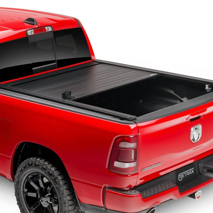 Retraxpro XR Manual Aluminum Retractable Bed Cover for Chevrolet / Ford / Isuzu / Mazda / Nissan / Ram /Toyota / Volswagen - Tonneau