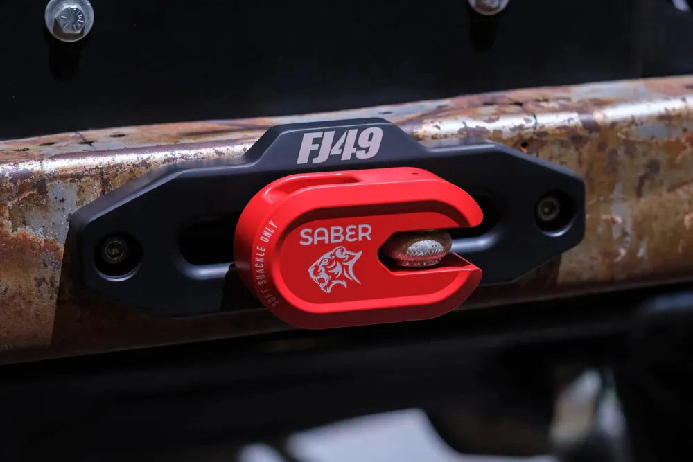 Saber Offroad Alloy Winch Shackle | Short - Winch Hooks